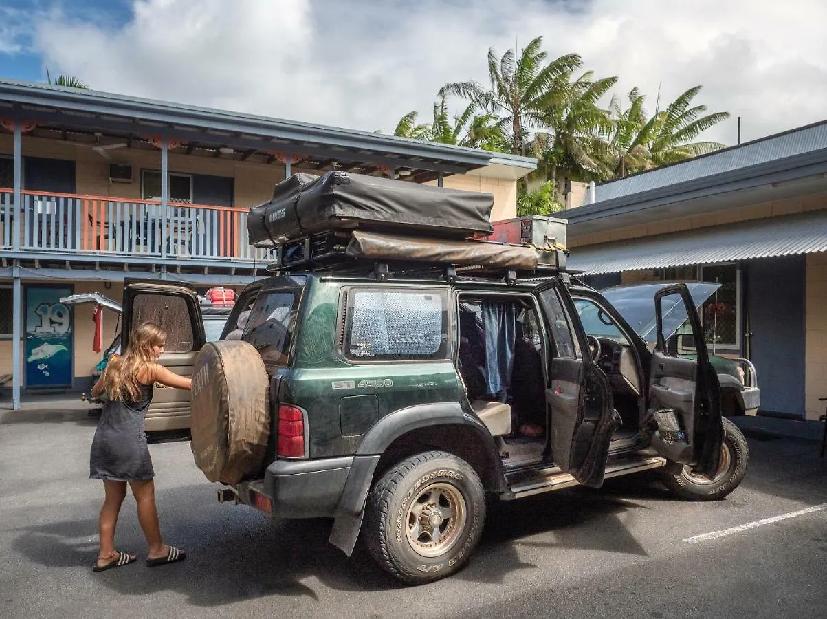 Castaways Backpackers Cairns Hostel